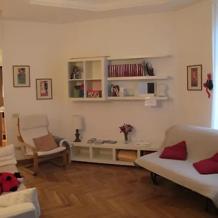 Ladybug House Daire *